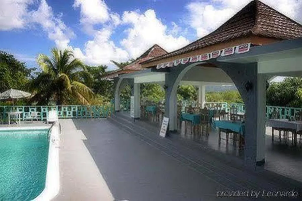 ***  Gold Nugget Hotel Negril Jamaica