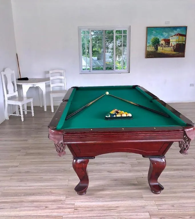 ***  Gold Nugget Hotel Negril Jamaica